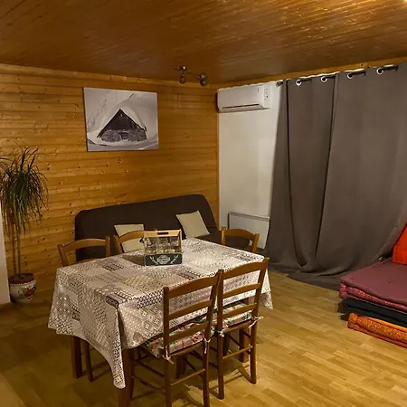 Dans Ferme Renovee * Châtillon-sur-Cluses